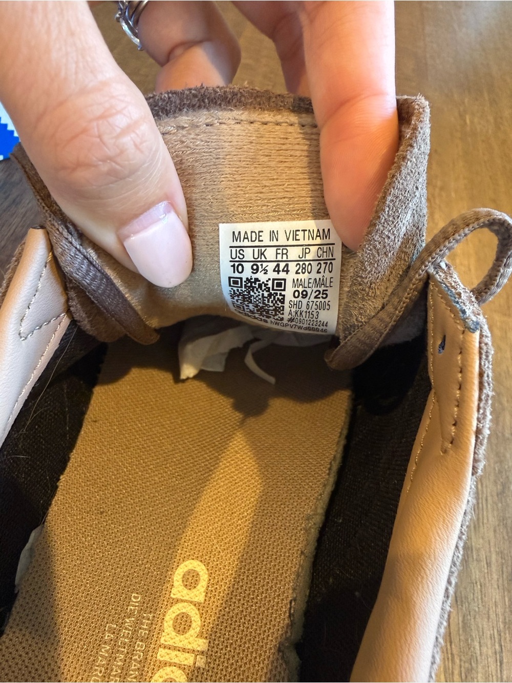 adidas Handball Spezial Shoes - Brown with Cream Stripes, Brown Gum - Picture 3 of 4